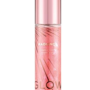 Revolution Radiance Shimmer Oil - Pink Glow